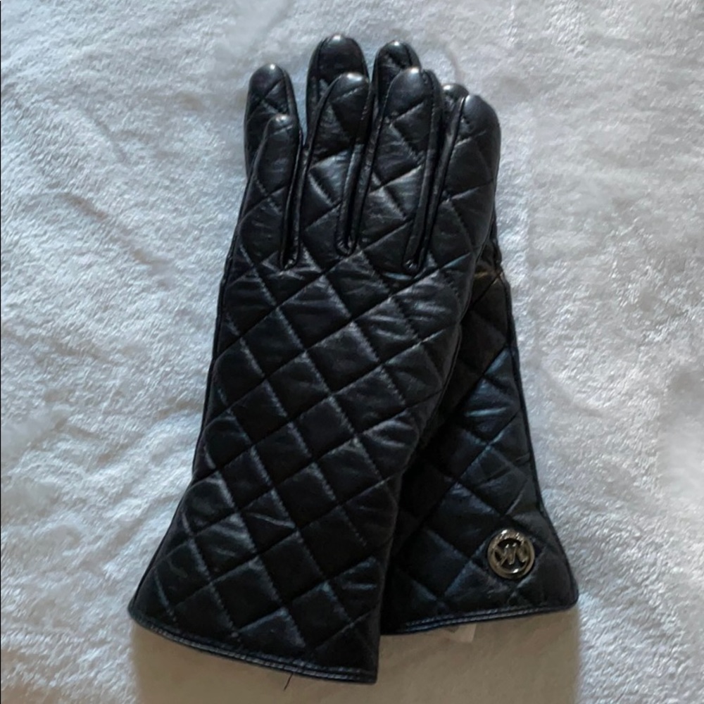 Black Michael kors gloves